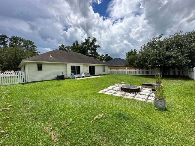 Building Photo - 190 Salt Landing Cir