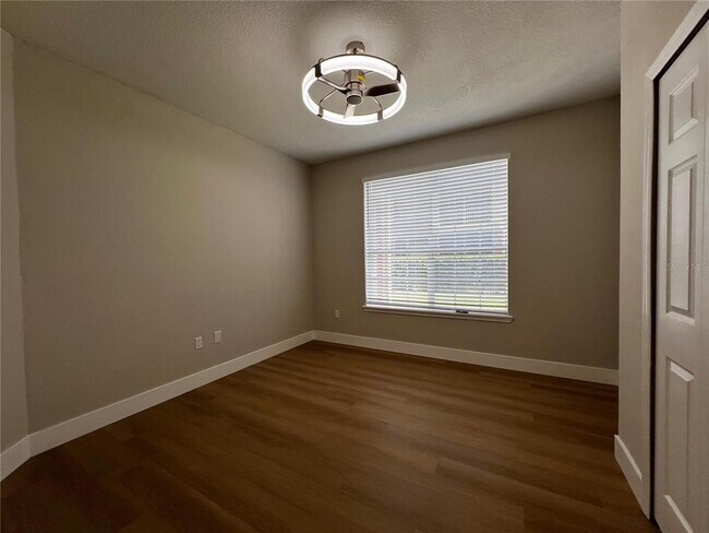 Building Photo - 13102 Mulberry Park Dr