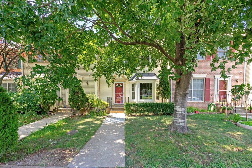 Primary Photo - 5708 Belcher Farm Dr