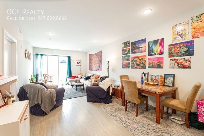 Building Photo - Graduate Hospital Three Bed Apartment