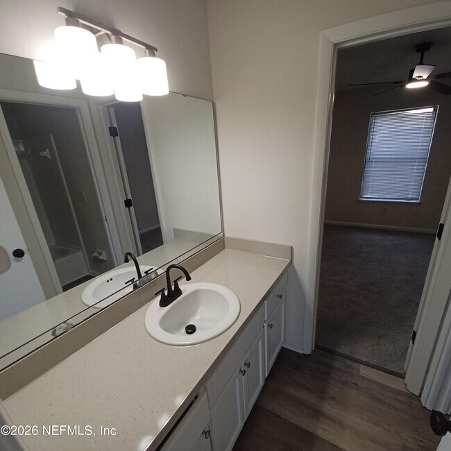 Building Photo - 1201 Douglas St