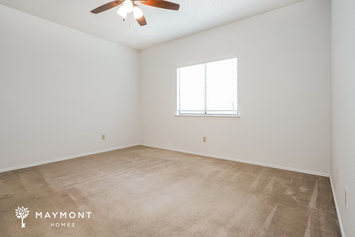 Building Photo - 3614 Riverhead Dr