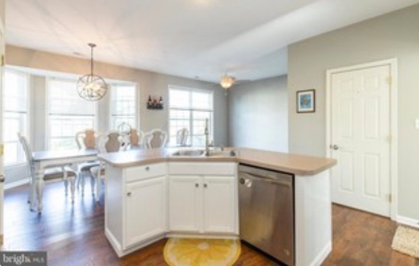 Building Photo - 309 Rockmeade Dr