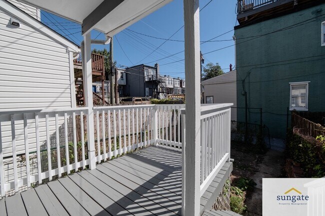 Building Photo - 3507 Elm Ave
