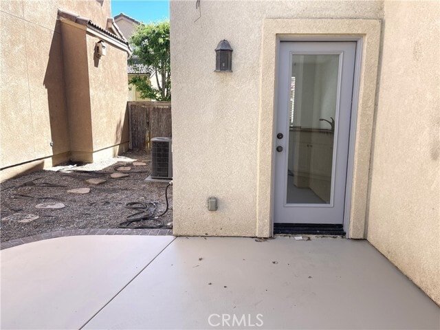 Building Photo - 14 Destino Way
