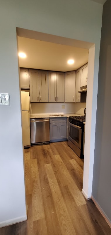 Building Photo - 707 Meadowview Ln