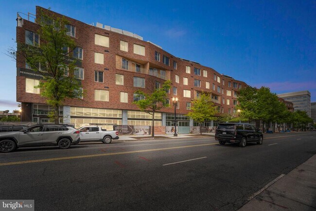 Building Photo - 5300 Wisconsin Ave NW