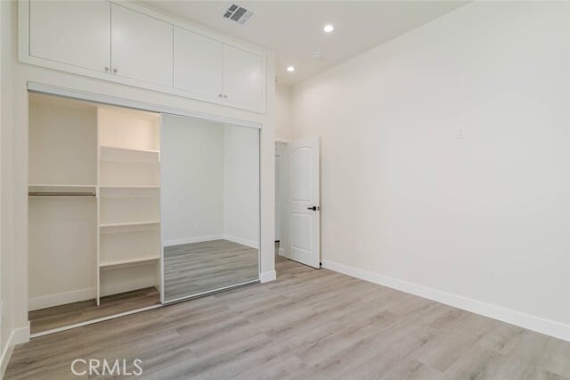 Building Photo - 10654 Nassau Ave