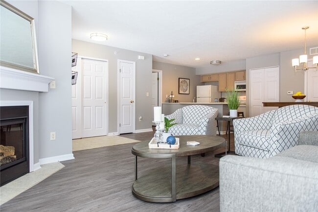 Building Photo - 1408 Hill Park Ct
