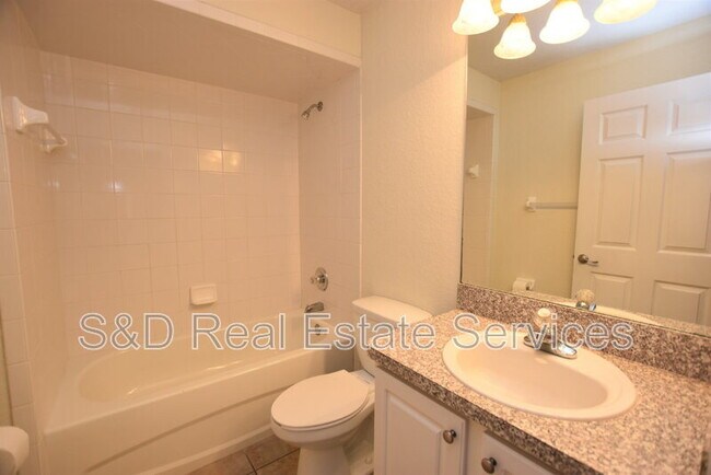 Building Photo - 238 Madalyn Ct