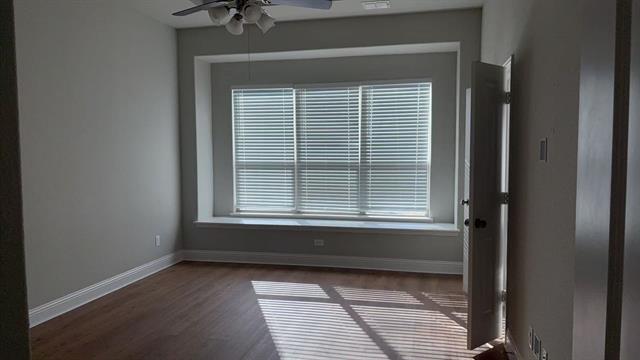 Building Photo - 811 Knox Dr