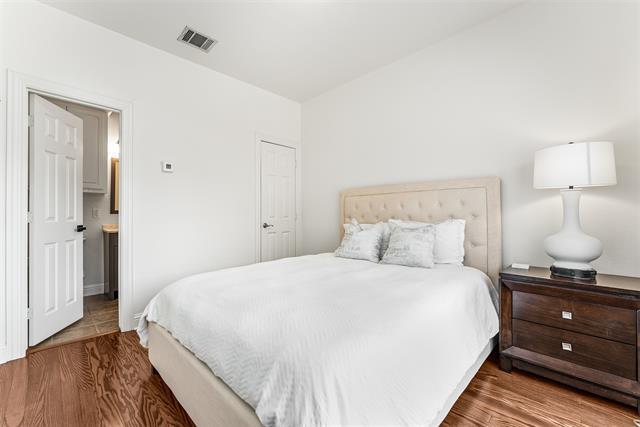 Building Photo - 5803 Hudson St