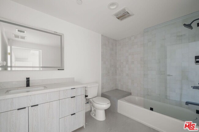 Building Photo - 3755 S Canfield Ave