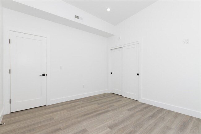 Building Photo - 630 Dorchester Ave