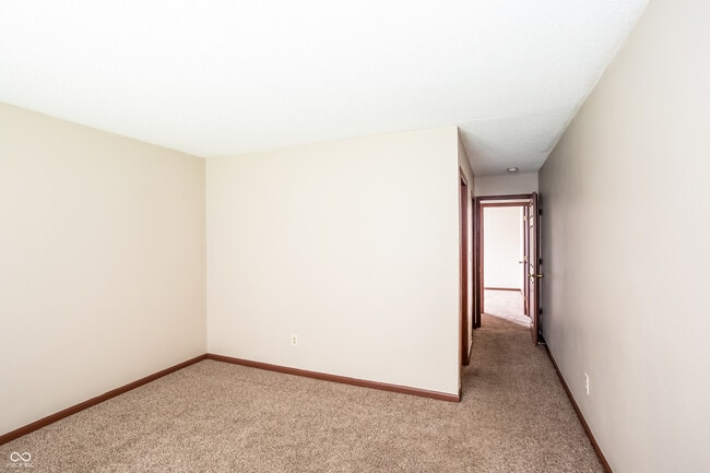 Building Photo - 8930 Lighthorse Dr