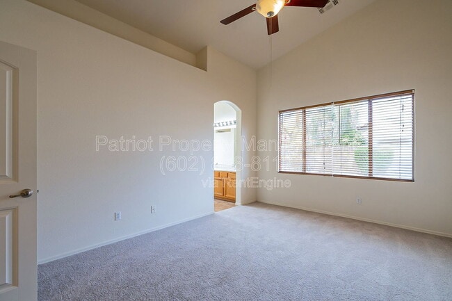 Building Photo - 3536 E San Pedro Ave