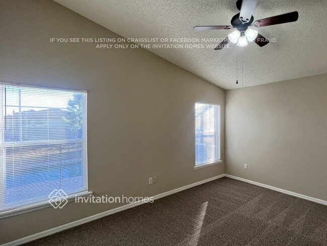 Building Photo - 1113 Winding Water Way