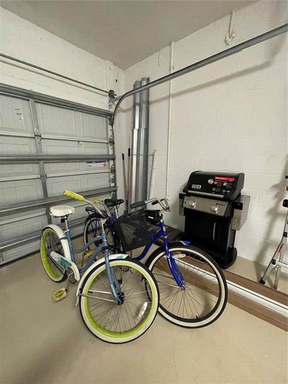 Building Photo - 15950 Clear Skies Pl