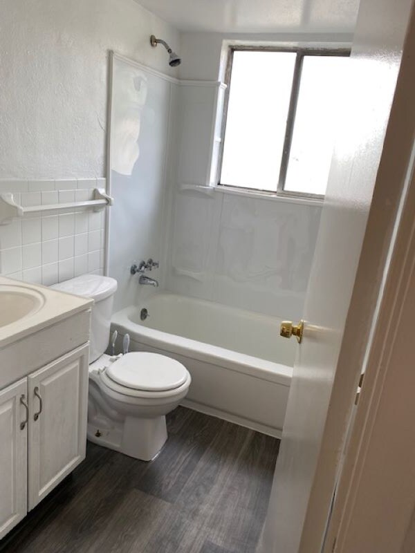 Building Photo - 7121-7159 Lexington Ave