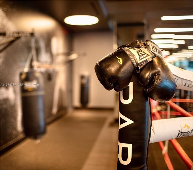 Building Photo - 851 NE 1st Ave