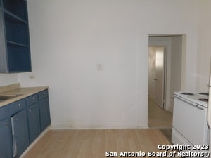 Building Photo - 1521 Hays St