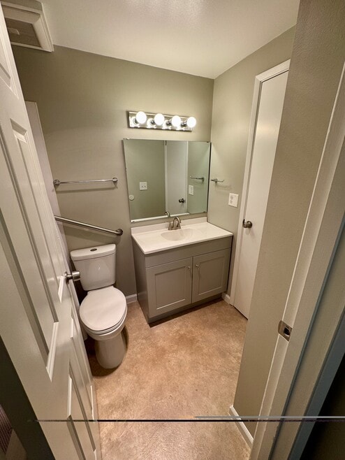 Building Photo - 400 Taylor Ave NW