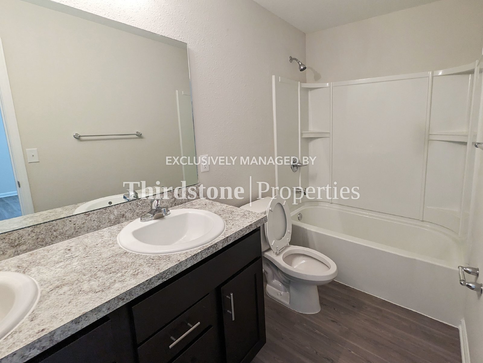 Building Photo - 938 Ardoon St