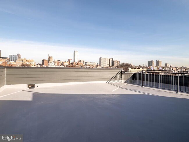 Building Photo - 769 S 10th St