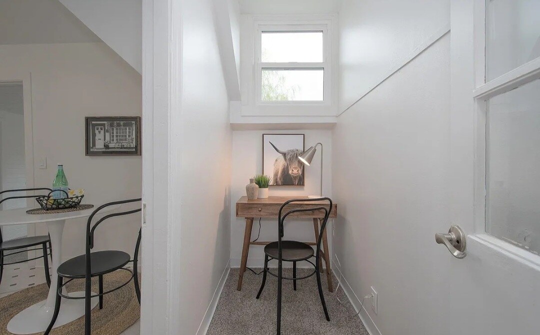 Alcove - 2285 SW Briggs Rd