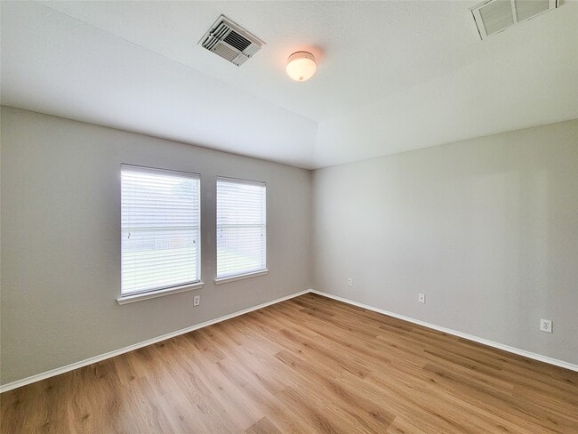 Building Photo - 7438 Fox Knoll Ln