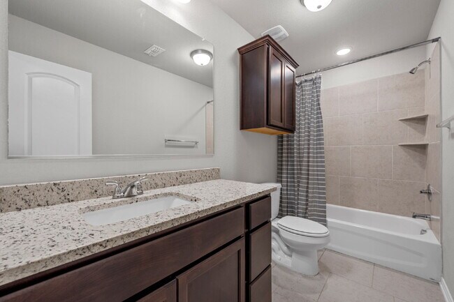 Building Photo - Beautifully Maintained 4-Bedroom Home in Waco with Thoughtful Layout