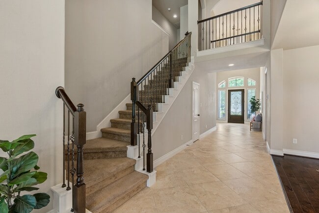 Building Photo - 138 Meadow Run Dr