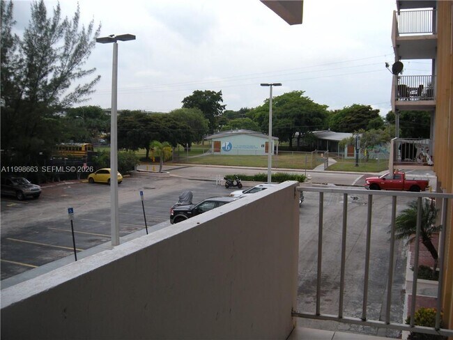 Building Photo - 7545 E Treasure Dr