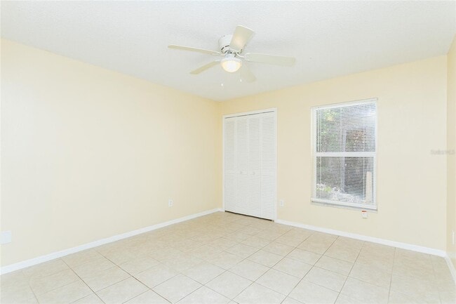 Building Photo - 296 Flower Ln