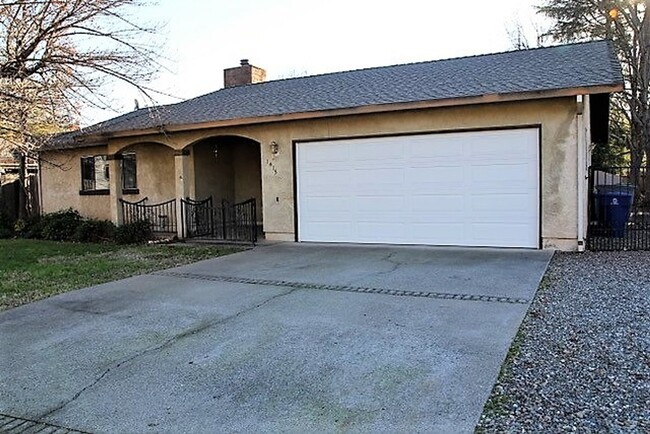 Primary Photo - Lovely Home in Arroyo Manor!!