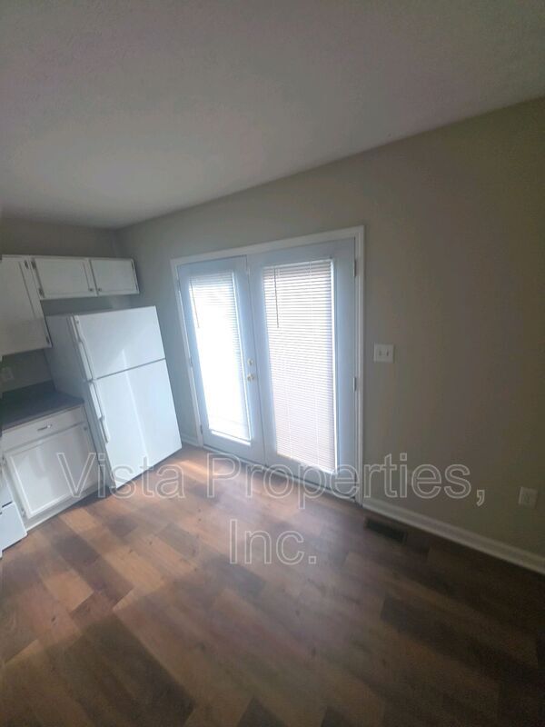 Building Photo - 6917 Colrain Cir