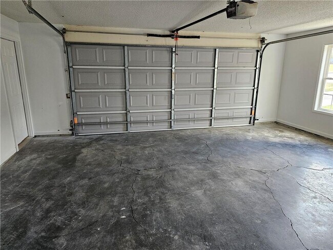 Building Photo - 1222 Paiute Ct