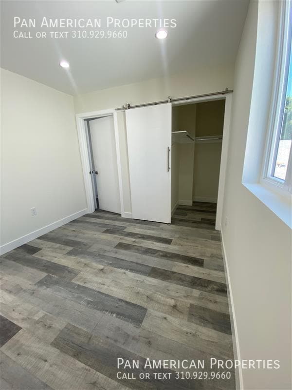 Building Photo - 1309 N Orange Dr