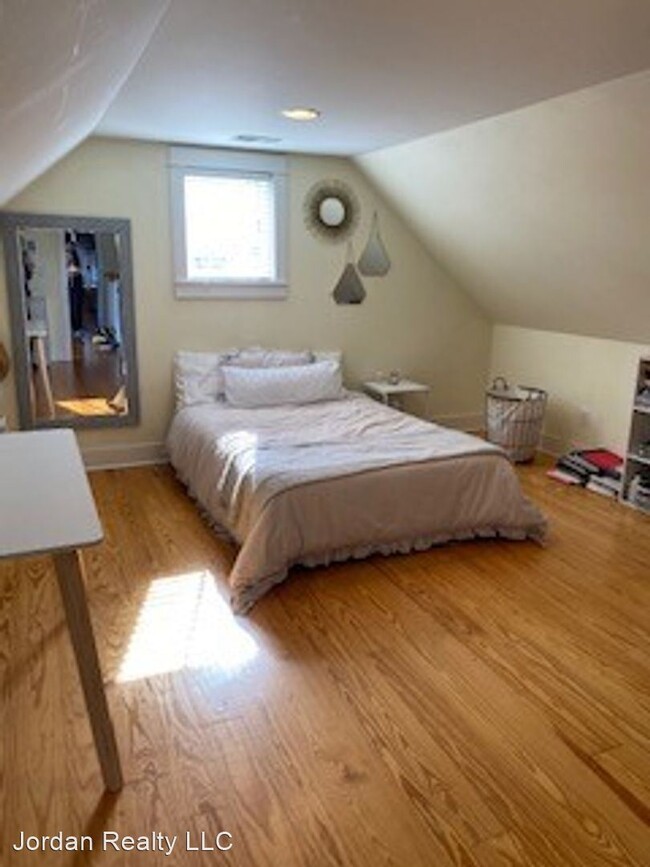 Building Photo - 5 br, 3.5 bath House - 40 Percy Street