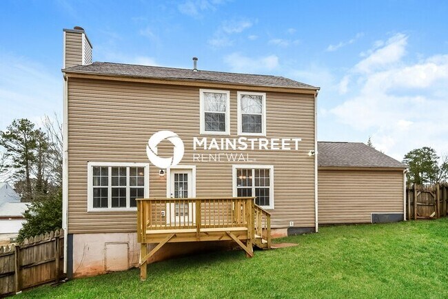 Building Photo - 4 Bedroom Pet-Friendly Home in Austell, GA...