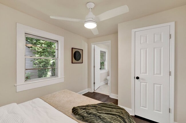 Building Photo - Avondale Gem!! - 3 Bed/2 Bath