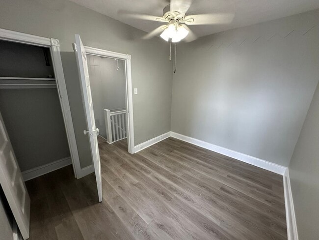 Building Photo - Charming updated 3 bed 1 bath in amazing location