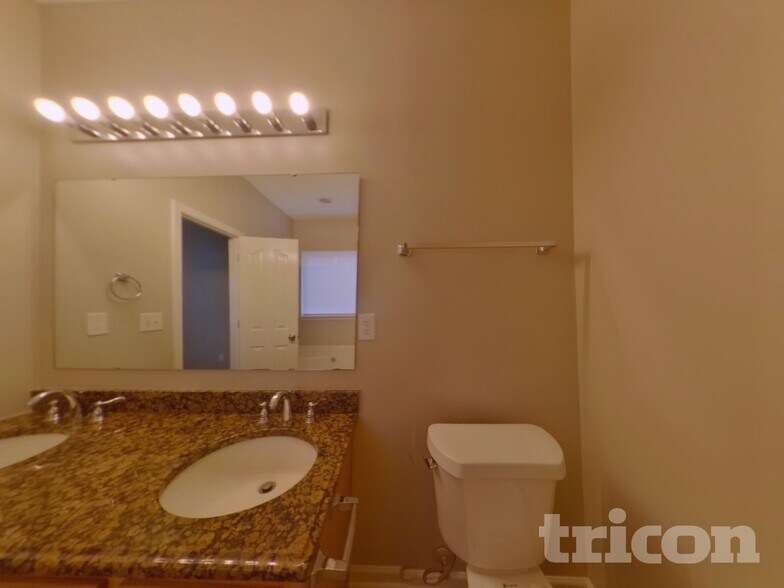 Building Photo - 9043 Sanders Creek Ct