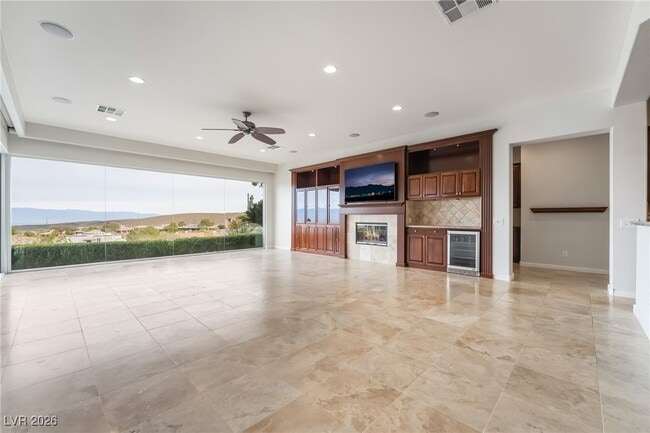 Building Photo - 24 Kittansett Loop