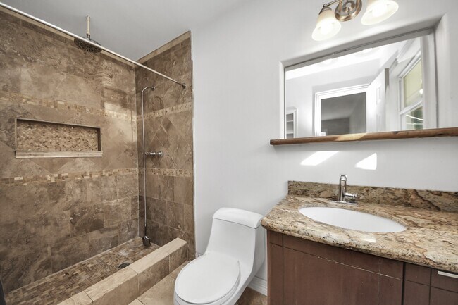 Building Photo - 7623 Barberton Dr