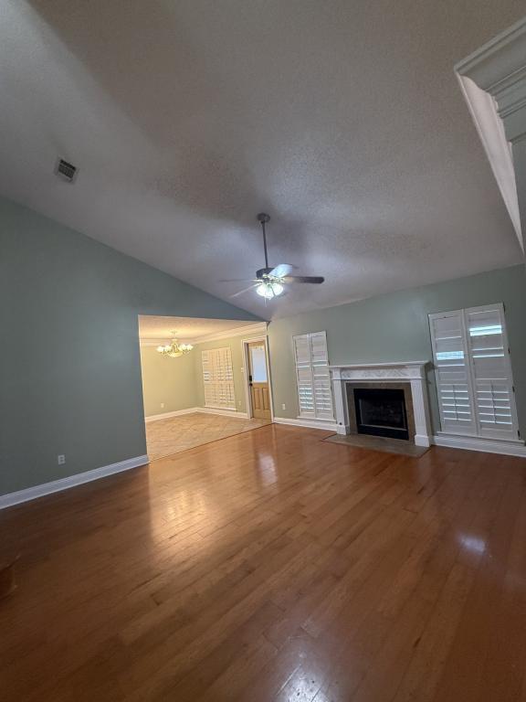 Building Photo - 2065 Juniper Dr