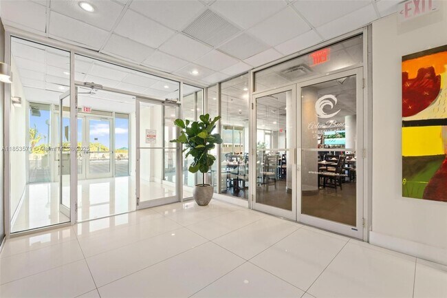 Building Photo - 5701 Collins Ave