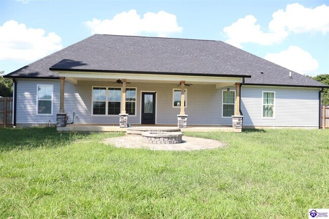 Building Photo - 816 Otter Creek Rd