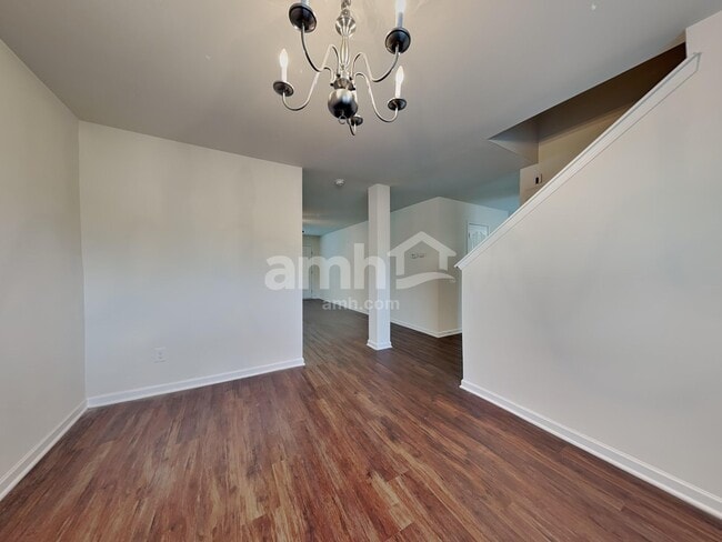 Building Photo - 4984 Mount Hope Dr