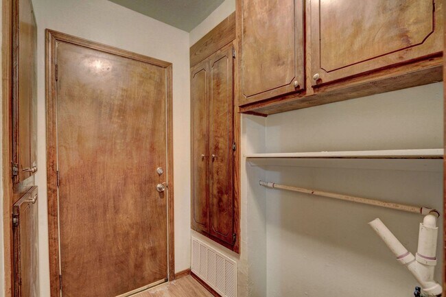 Building Photo - 3 Bed 2 Bath in Del City- Judy Dr is back!